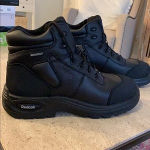 NWT Reebok Men’s Trainex safety toe work boot